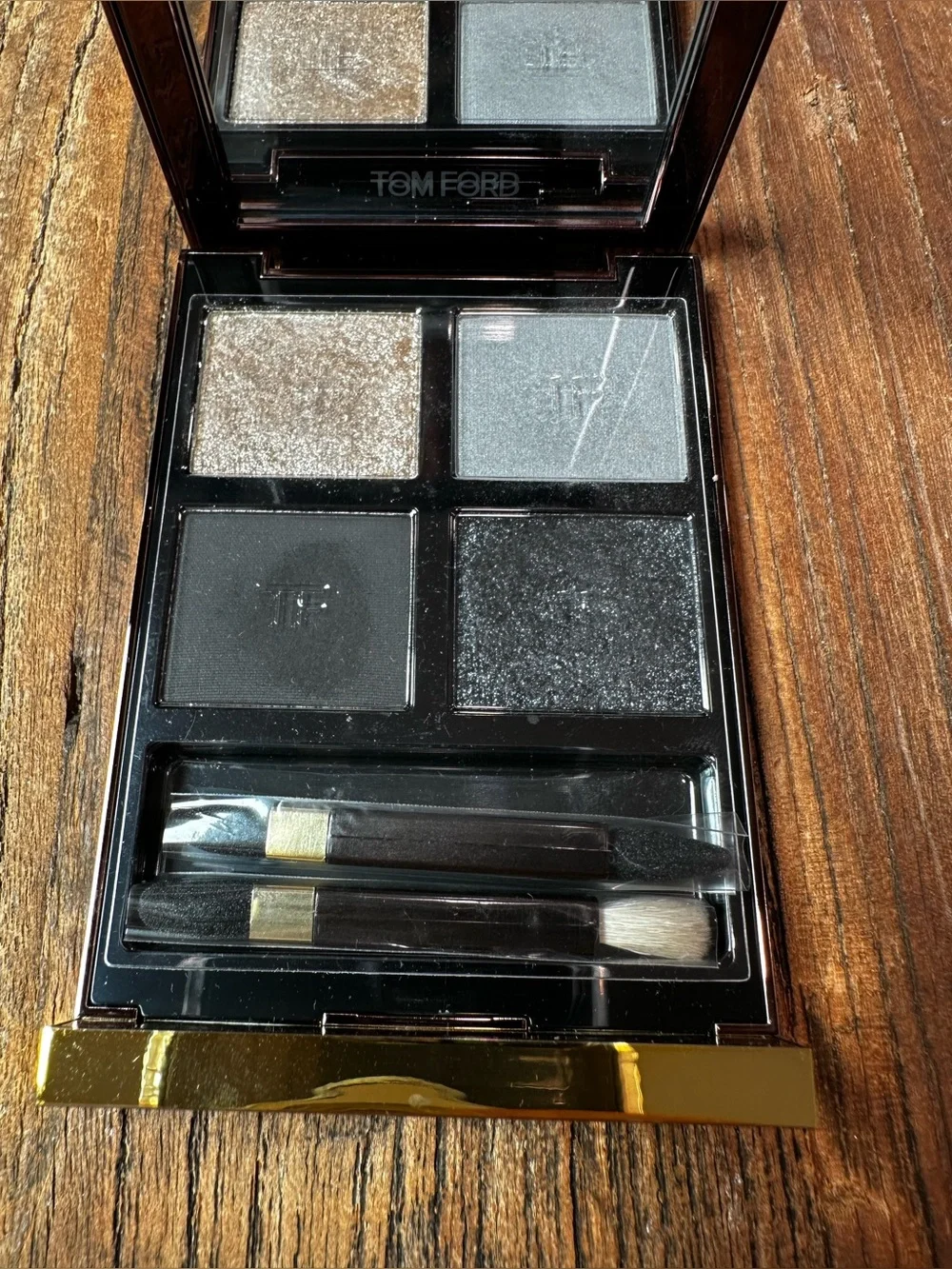 Tom Ford Metallic Silver & Charcoal Eyeshadow Quad